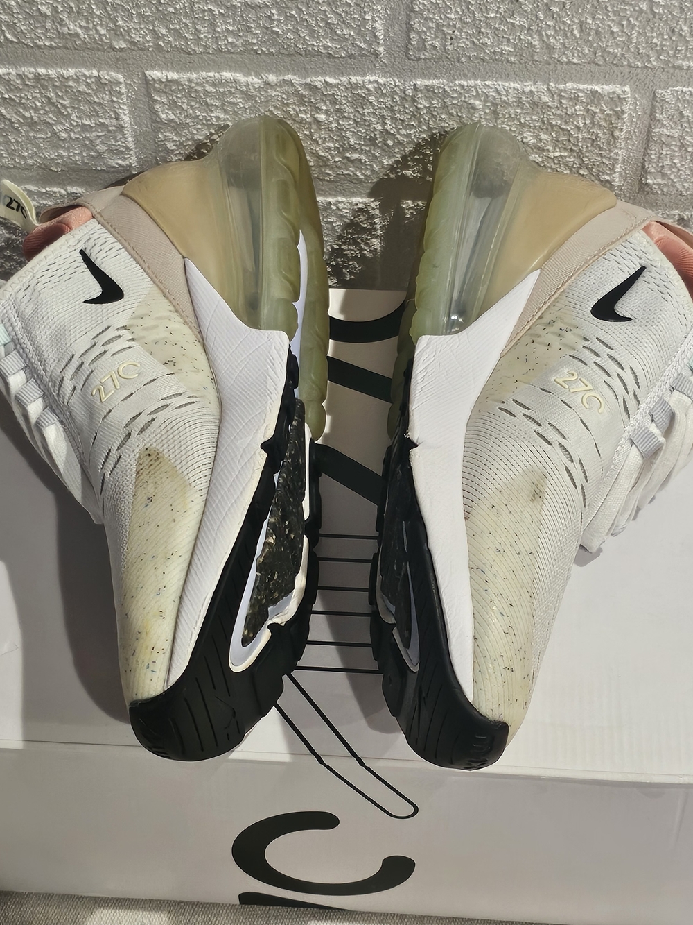 Nike White Air Max 270 with Coral Lining and Mint Accents - Picture 9 of 13